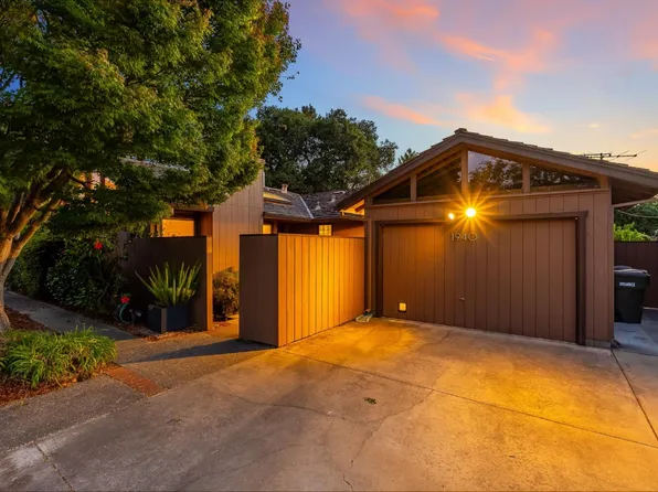 1940 Fallen Leaf Ln, Los Altos, CA 94024