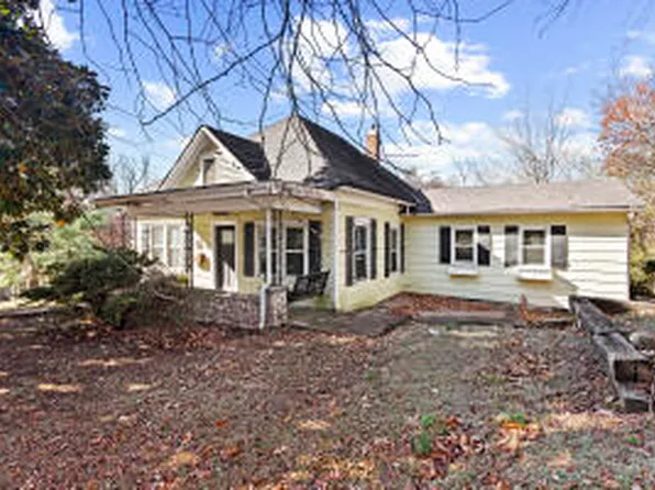 302 N Maple St, Harrison, AR 72601