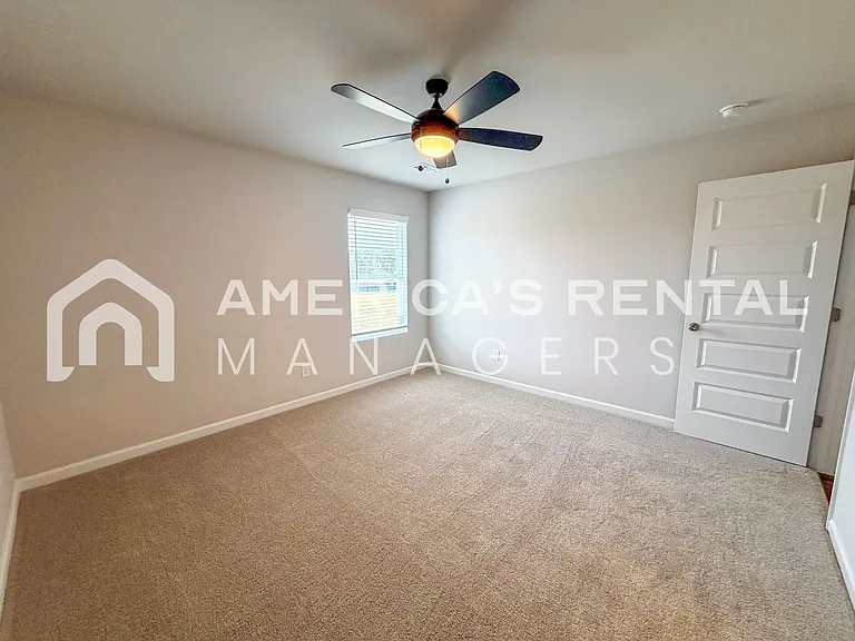 176 Dogwood St — Photo 17