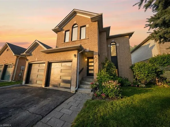 67 Wadsworth Cres, Cambridge, ON N1S 5A3