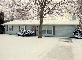 6135 Orchard Ln, Fort Wayne, IN 46809
