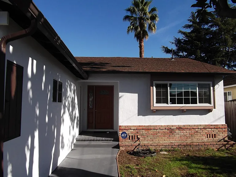 2252 Terra Villa St — Photo 2