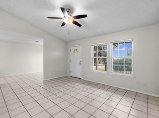 1629 Gordon St, San Marcos, TX 78666