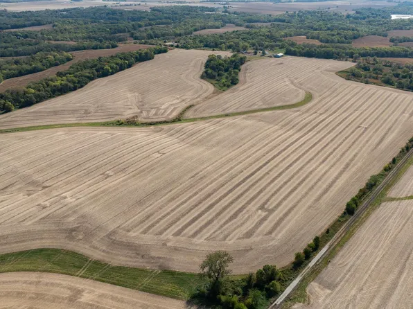 2200 E 2800th Ave N, La Fayette, IL 61449