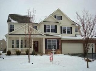 6752 Burnside Ln, Dublin, OH 43016