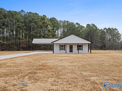 223 Morgan Ln, Section, AL, 35771