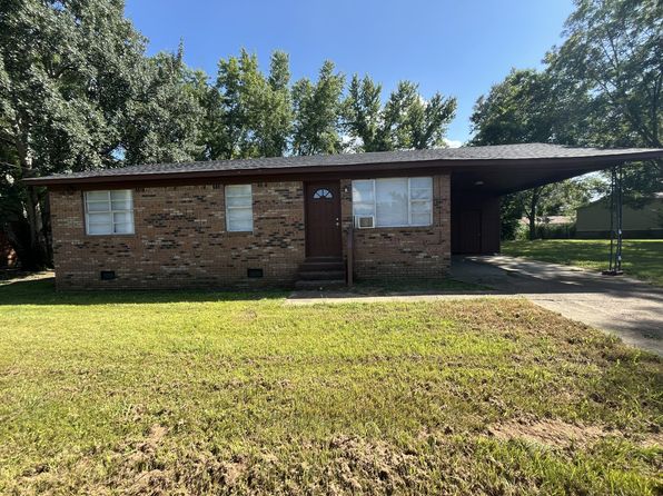 1217 Forrest Mann Cres #1