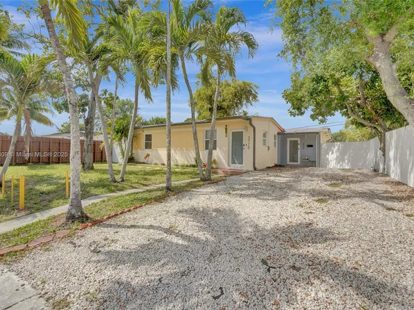 3720 SW 46th Ave, Hollywood, FL 33023