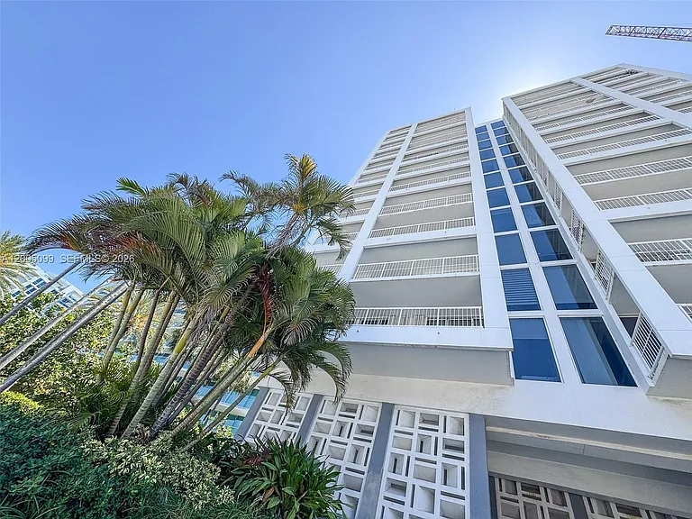 9341 Collins Ave #907 — Photo 53