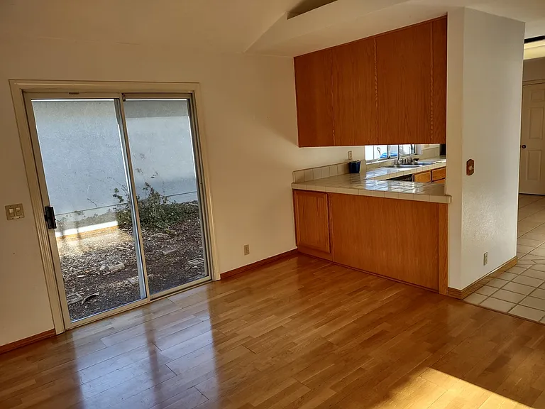 985 Bluebell Way — Photo 20