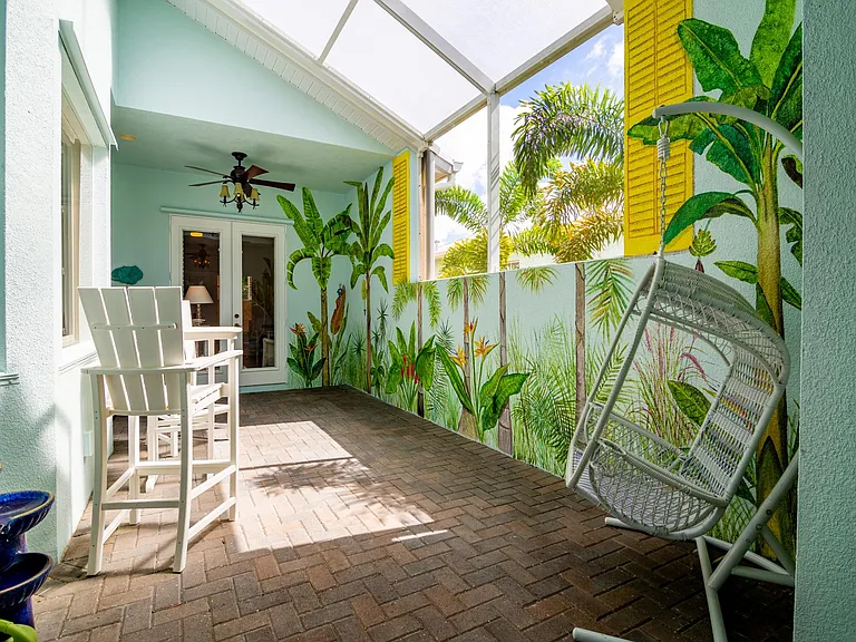 4070 Alamanda Key Dr — Photo 60