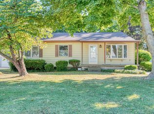 513 Dean Dr, Owosso, MI 48867