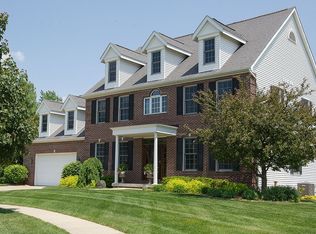 426 Ravenwood Ct, Mason, MI 48854