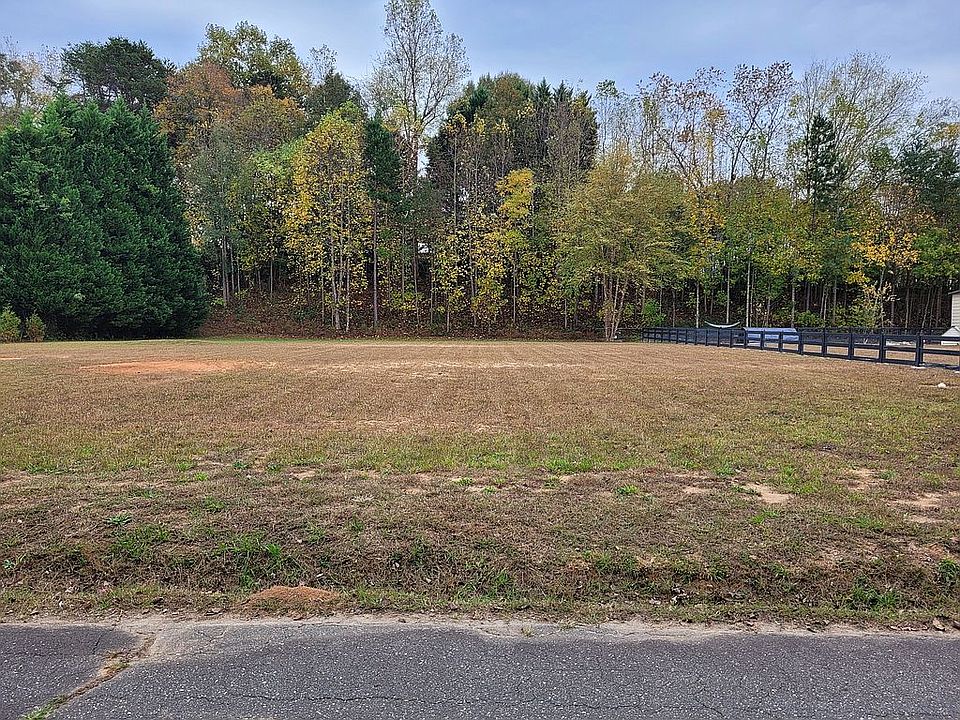1st image of 104 Ones Branch Ct