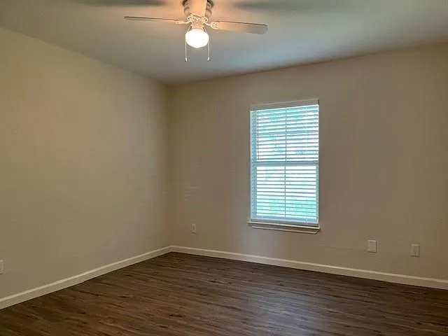 514 Houston St #6 — Photo 7