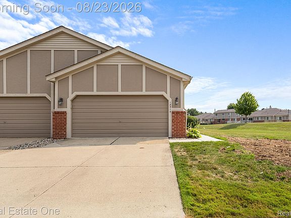 3rd image of 18515 Brookside Ln #16