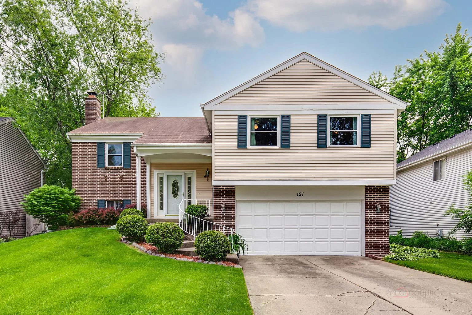 121 Annapolis Dr photo 1