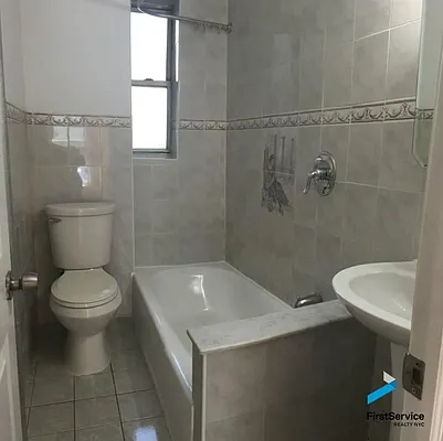 Rented by FirstService Realty (legacy) | media 37