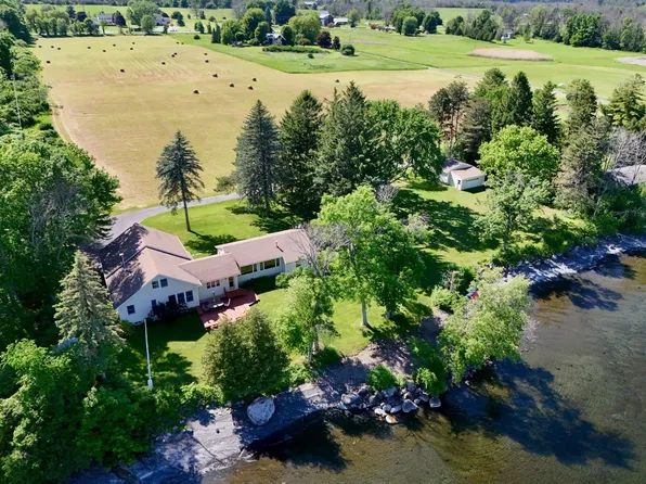 107 Mountain View Lane, North Hero, VT 05474