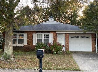 1 Abbey Rd, Brick, NJ 08723