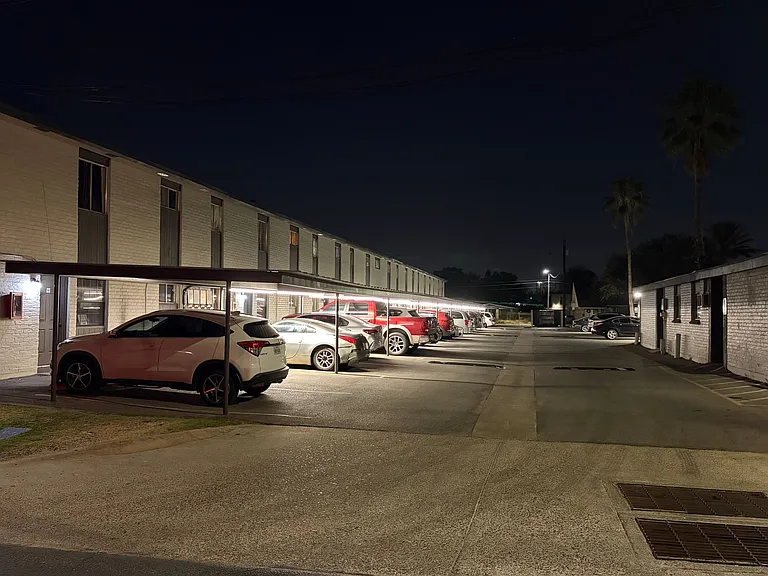 Retama Apartments — Photo 16