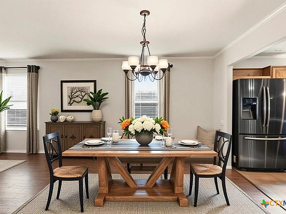 4th image of 185 Trails End Rd