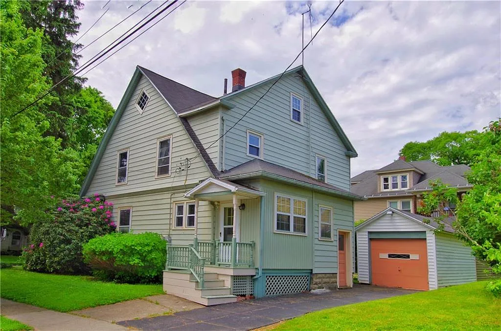 308 Palmer St photo 1