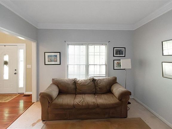 5th image of 736 Ellison Rd