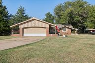 Woods Ave-S0410-001.jpg