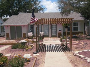 908 N 5th St, Ballinger, TX 76821