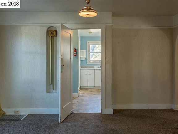3rd image of 354 Pardee Ave