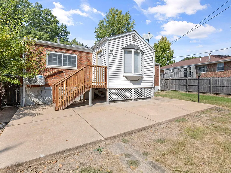 9562 Lodge Pole Ln — Photo 30