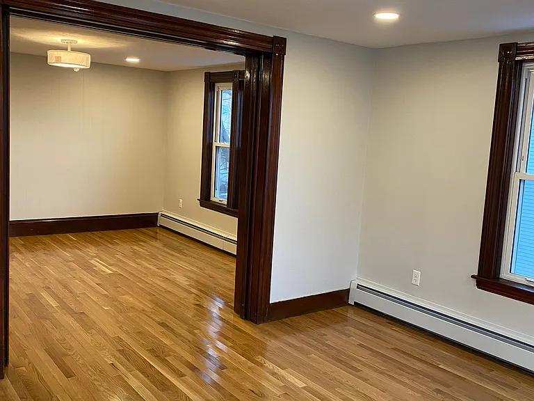 70 Seymour St #2 — Photo 11