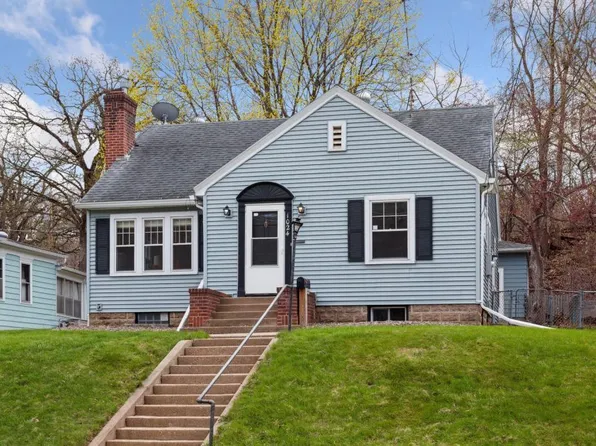 1024 S Park St, Red Wing, MN 55066