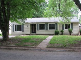 1712 Mound St, Winfield, KS 67156