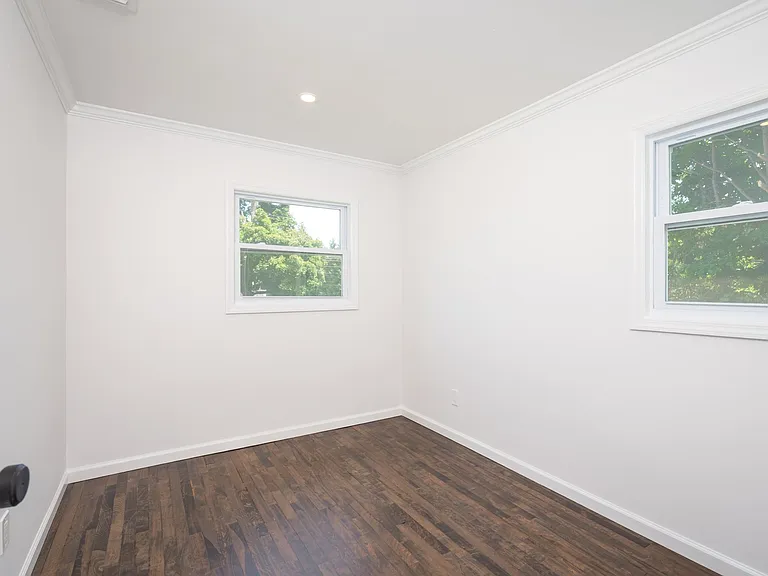 2624 Saw Mill Rd — Photo 12
