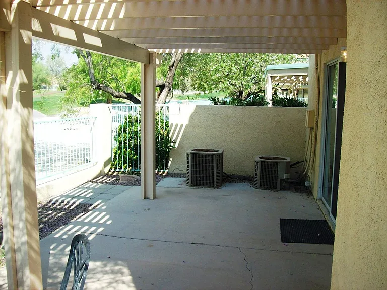 7281 Vista Bonita Dr — Photo 3