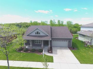2575 Prairie Dog Dr, Sun Prairie, WI 53590