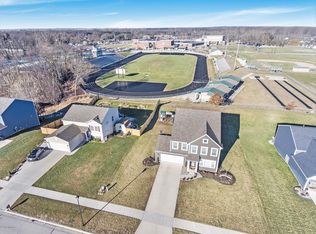 827 Wild Flower Ct, Wayland, MI 49348