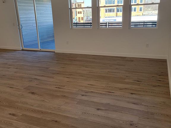 5th image of 8392 Sky Mirror Ln Unit 202