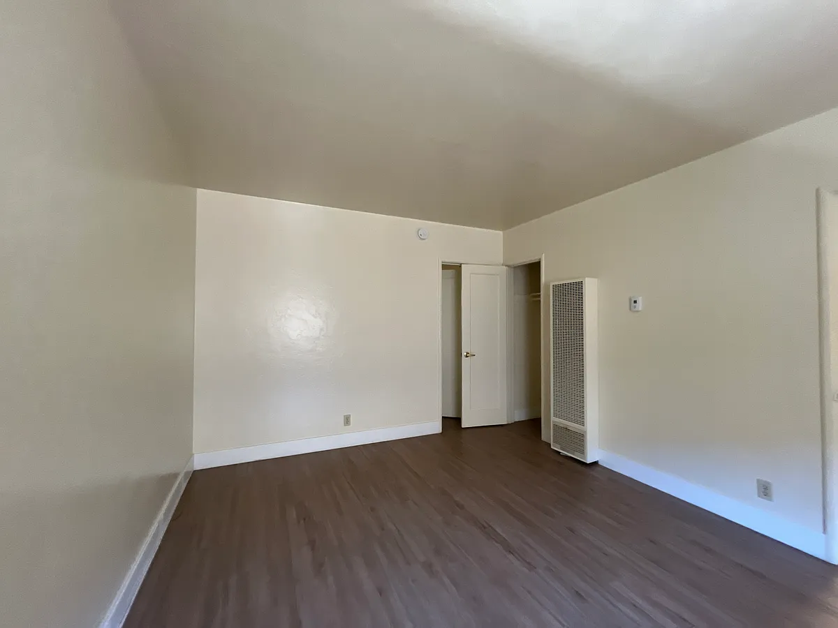 Building Photo - 1209 P St #7