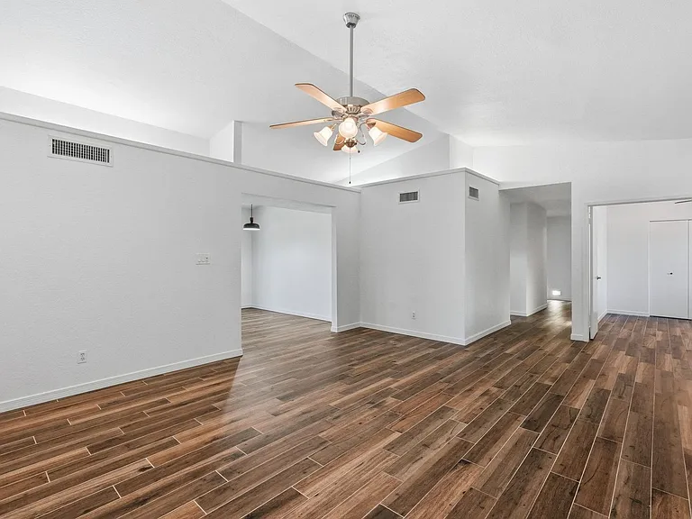 6823 E Grandview Dr — Photo 8