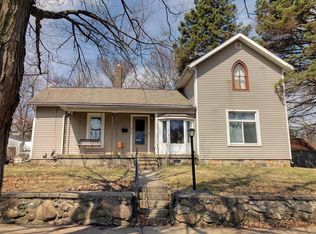 317 Mineral St, Grand Ledge, MI