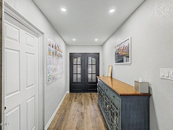 3rd image of 4741 E KATHLEEN Road