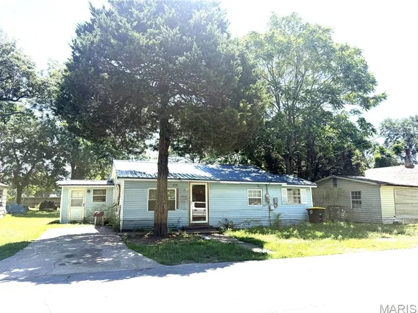 1018 N Baldwin St, Kennett, MO 63857
