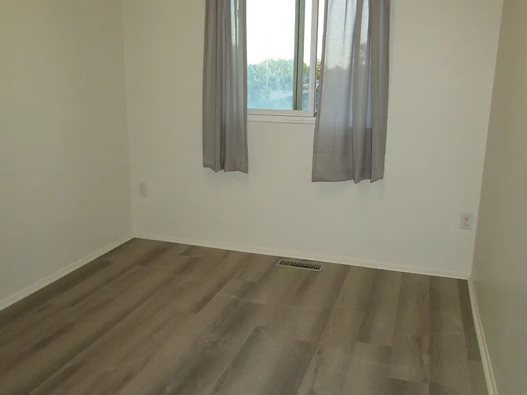 2001 Bonnymede Dr #213 — Photo 27