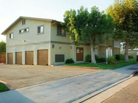 Lido Apartments - 240-244 S Esplanade