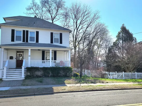 33 North Hoadley Street, Naugatuck, CT 06770