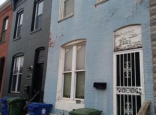 2209 E Chase St, Baltimore, MD 21213