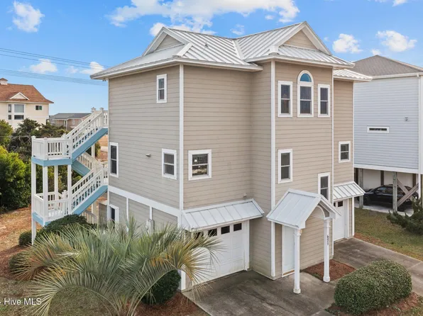 621 Maritime Way, Topsail Beach, NC 28445